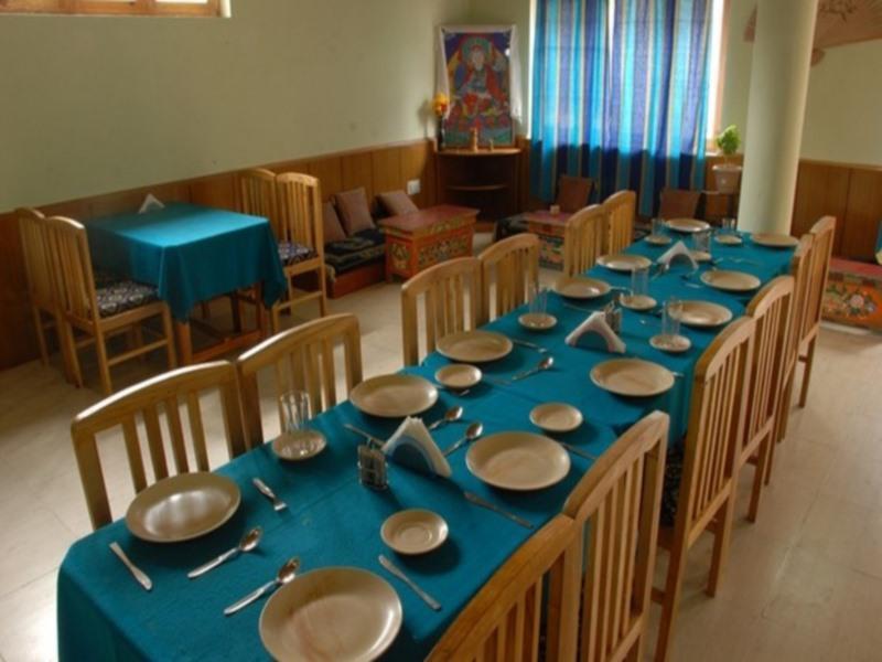 Hotel Jorchung Лех Екстериор снимка